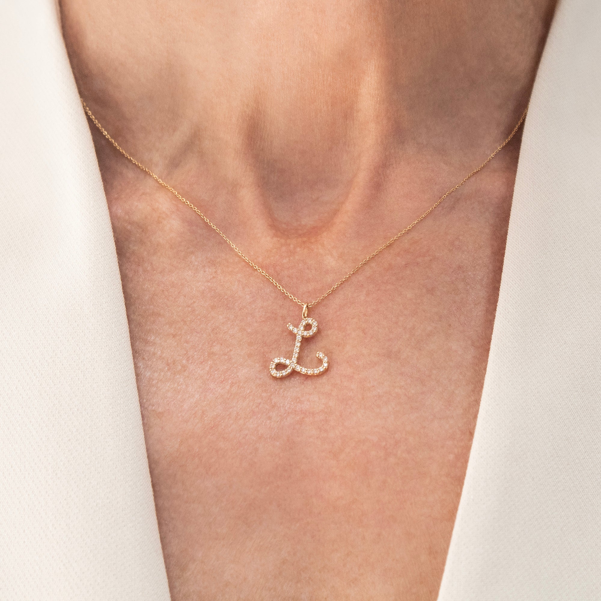 Colgante letra Maxi Inglesa - Blanca Jewels