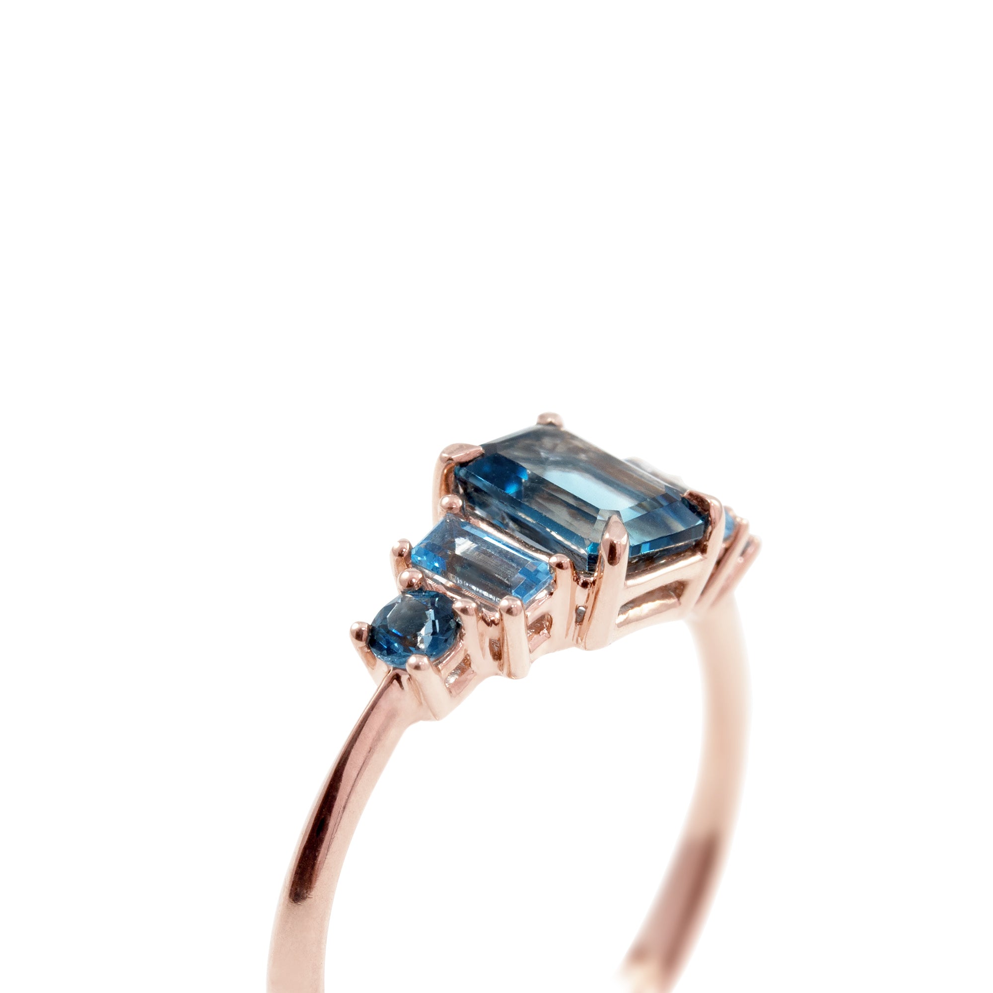 Anillo Zoe - Blanca Jewels