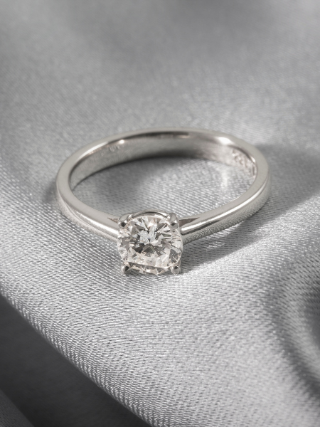 Alejandra Solitaire