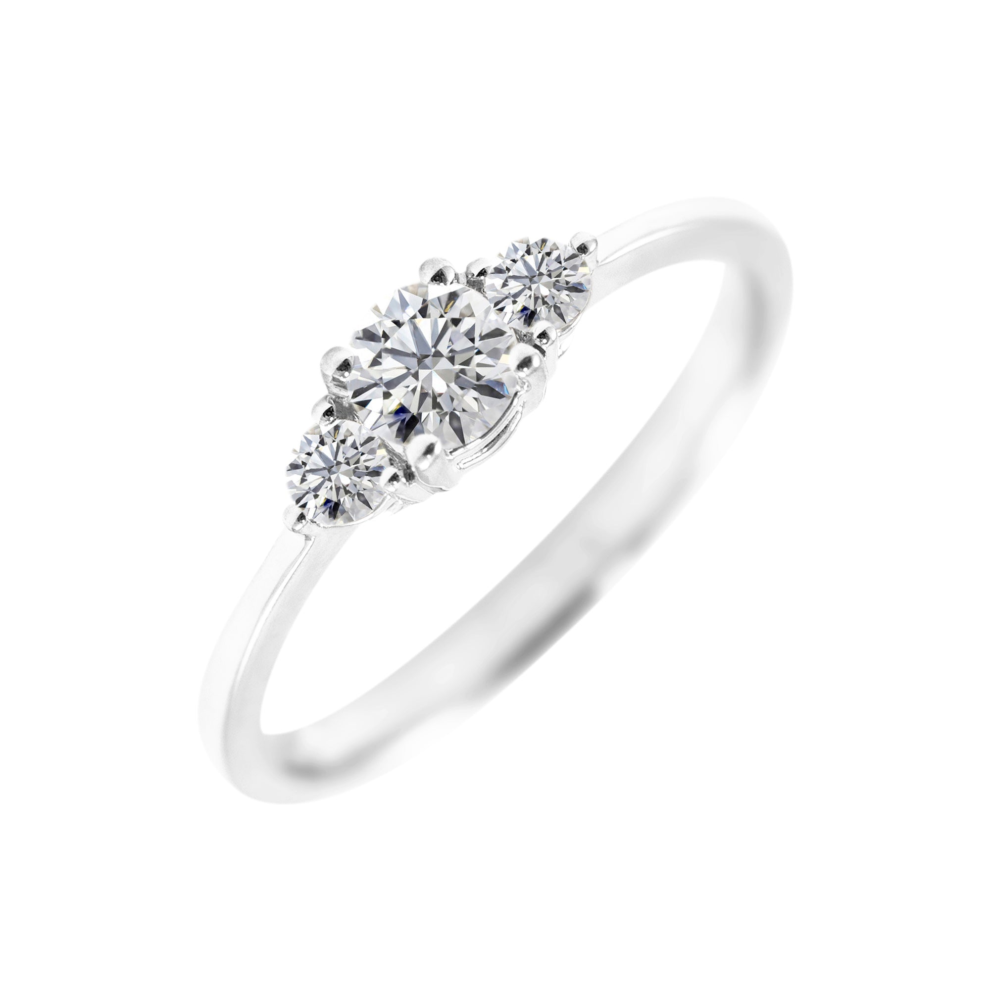 anillo-en-oro-blanco-de-18k-con-trilogia-de-diamantes