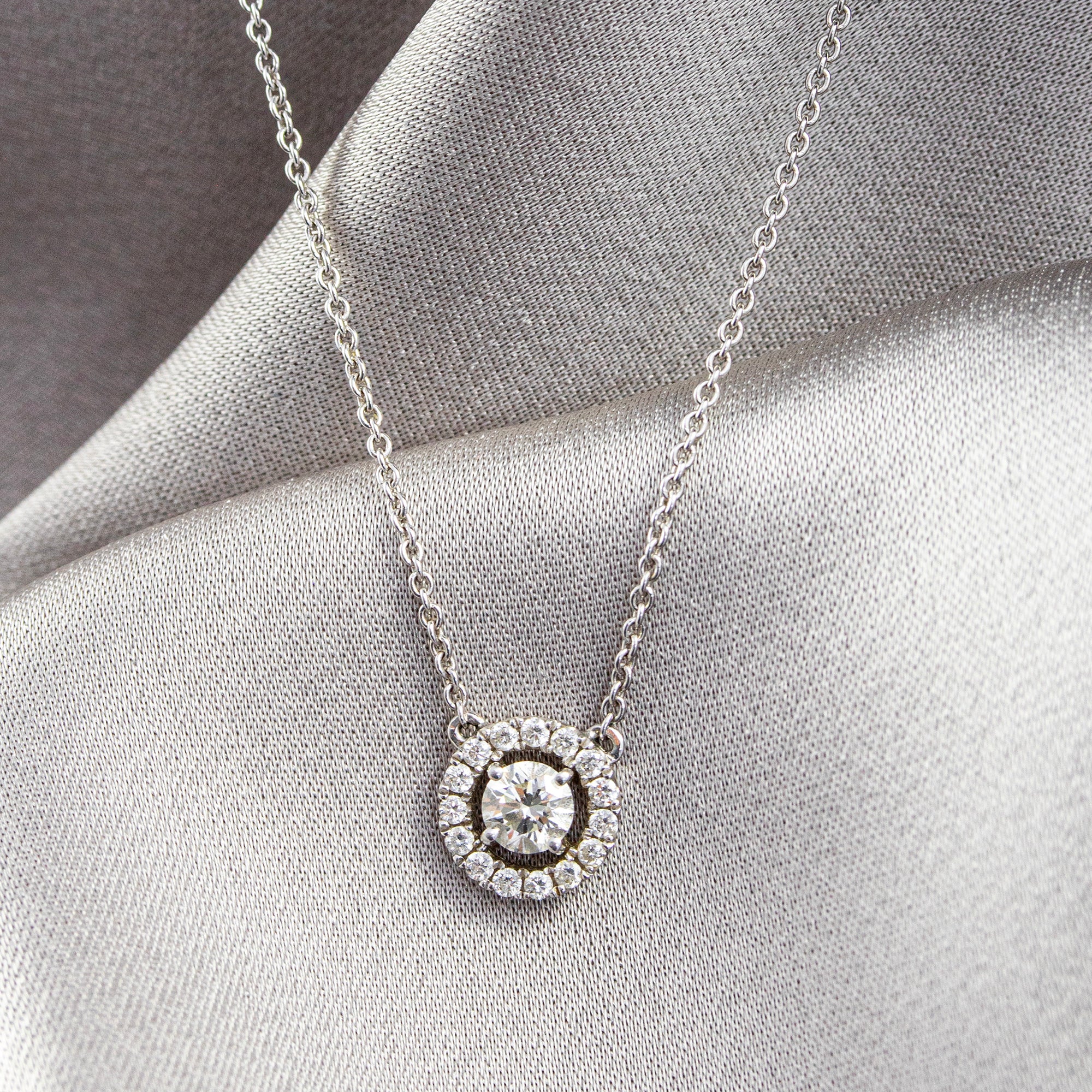 Gargantilla Rosetón Diamante - Blanca Jewels