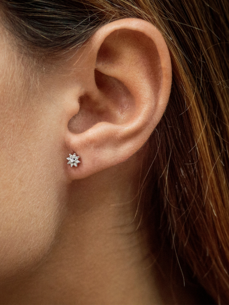 Pendiente Flor con Perla extraible