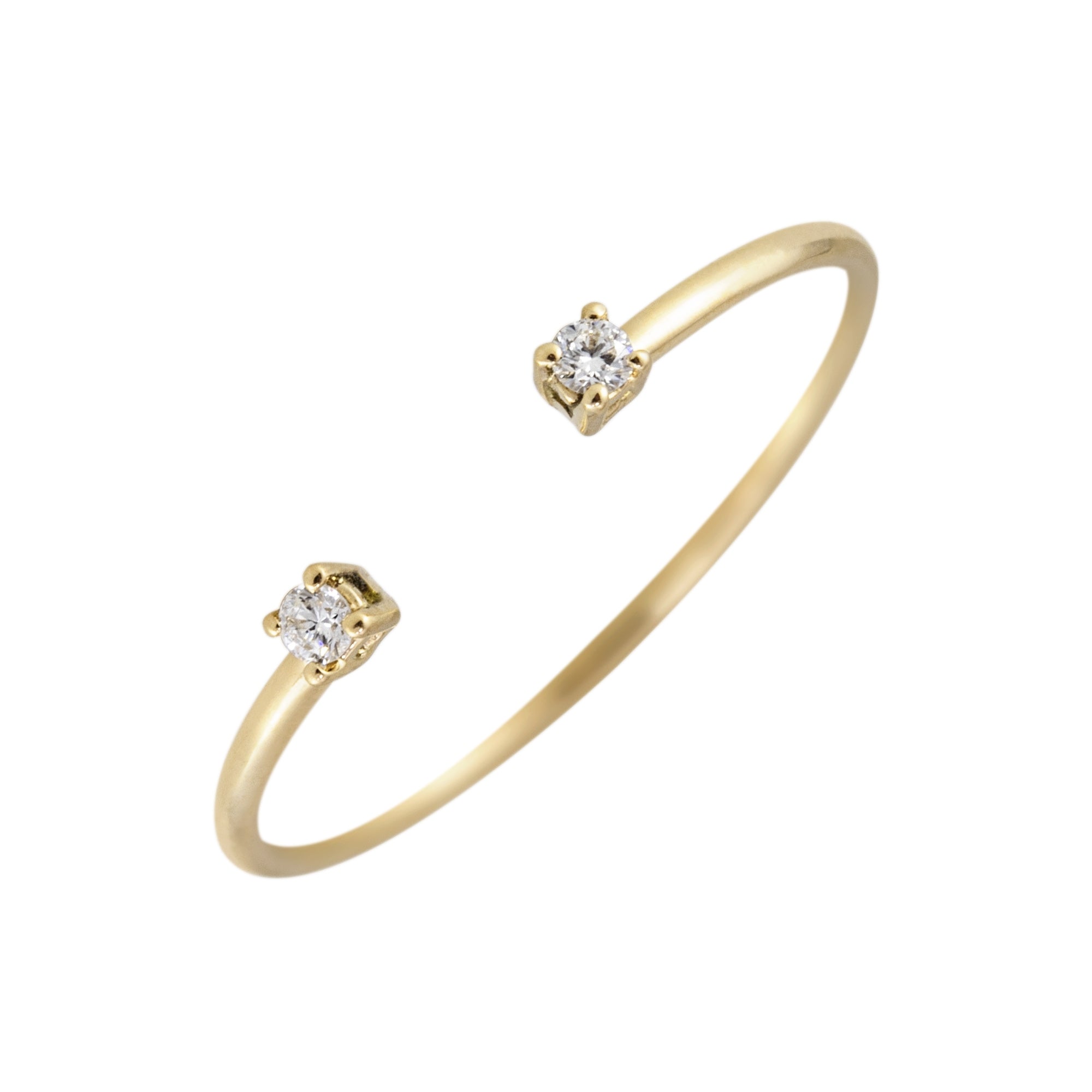 Anillo de oro 18K aro abierto y 2 diamantes en fondo blanco