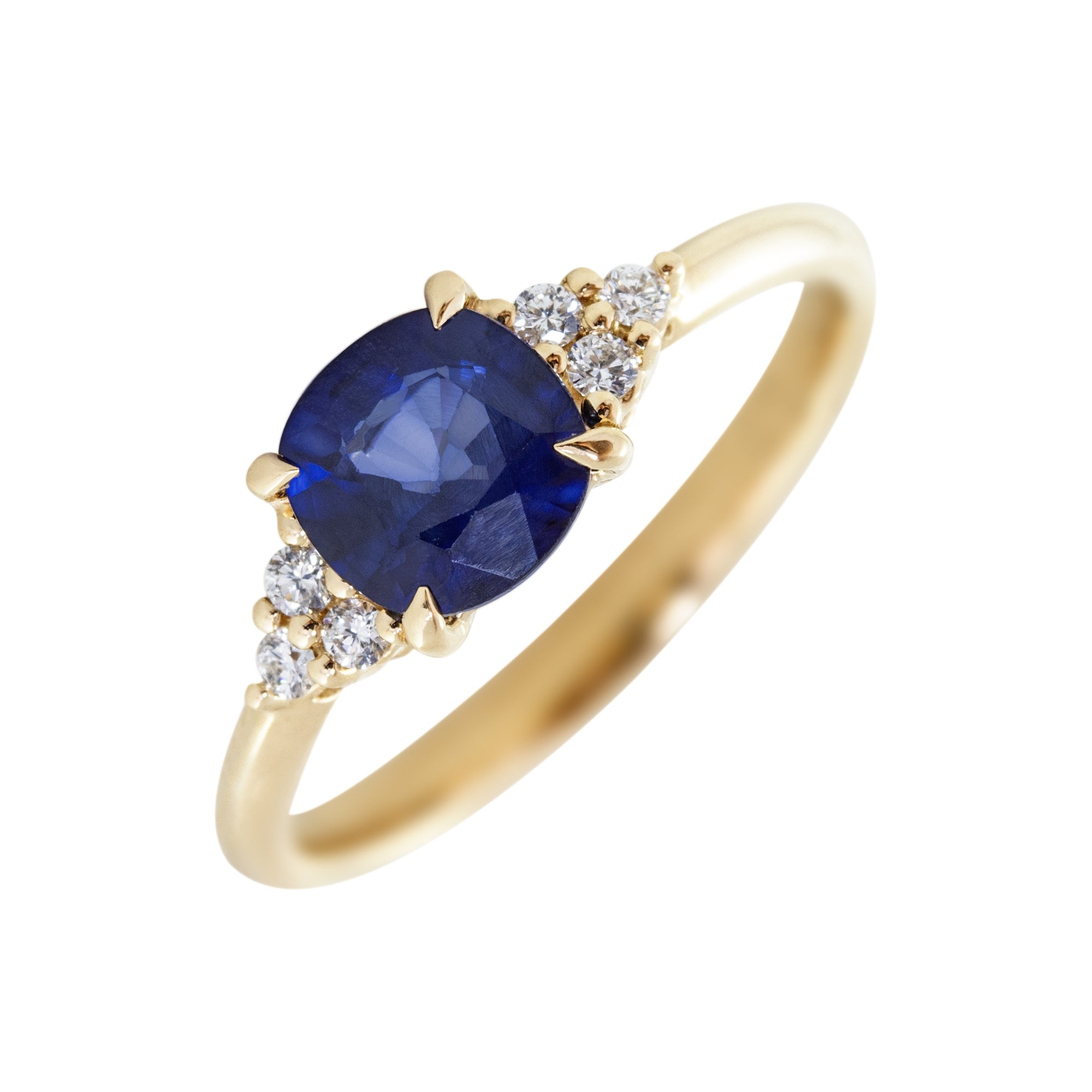 anillo-de-compromiso-de-oro-diamantes-y-zafiro