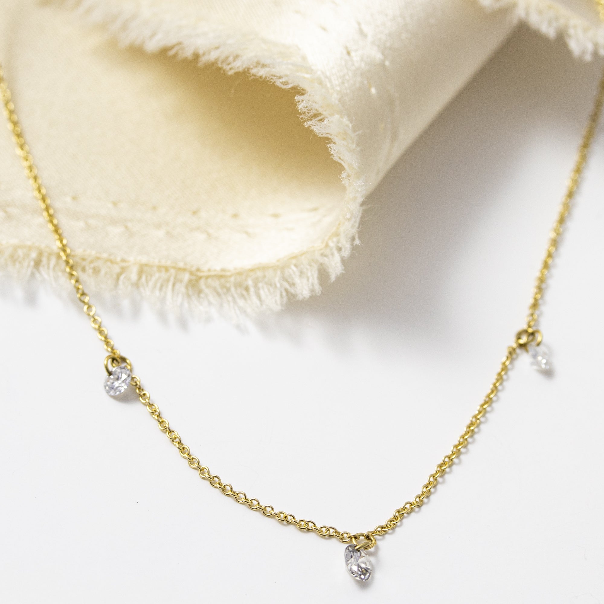 Gargantilla 3 Diamantes Perforados - Blanca Jewels