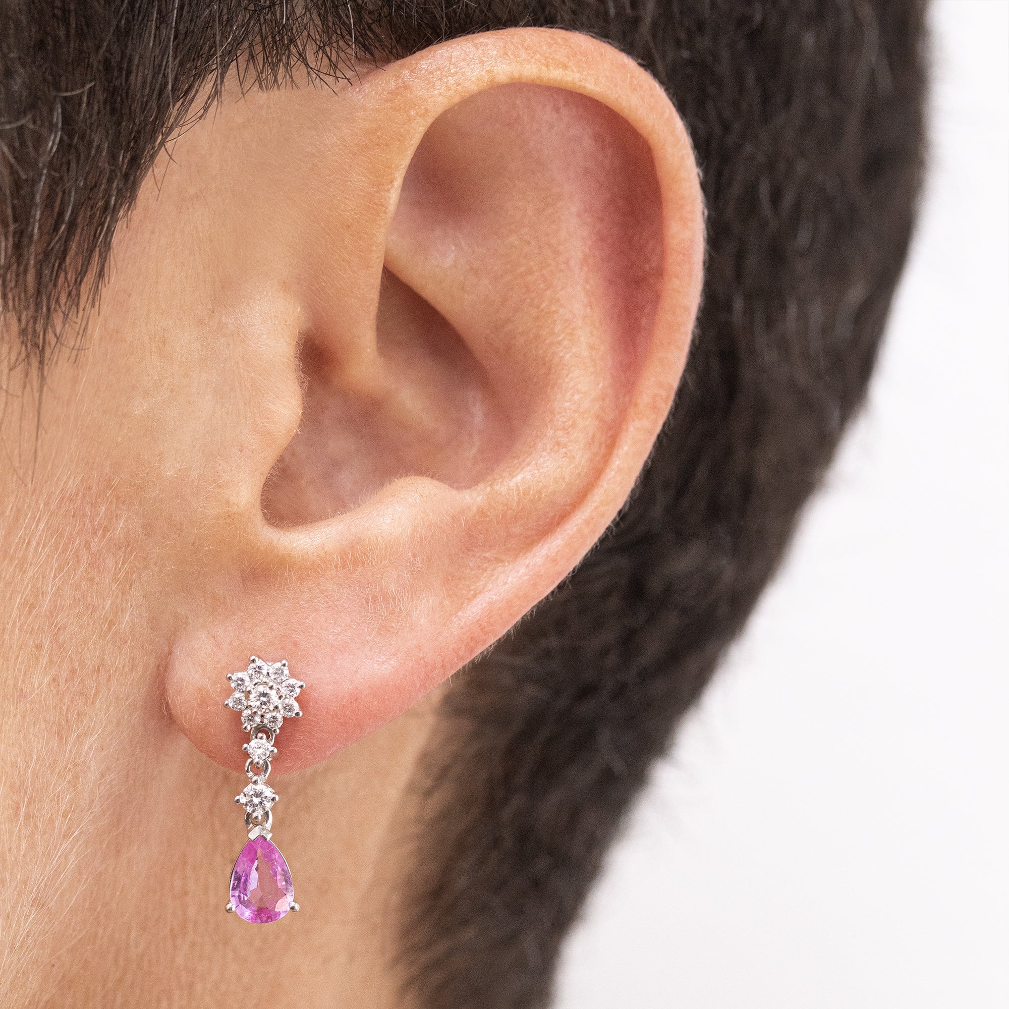 Pendiente Flor Lágrima (desmontable) - Blanca Jewels