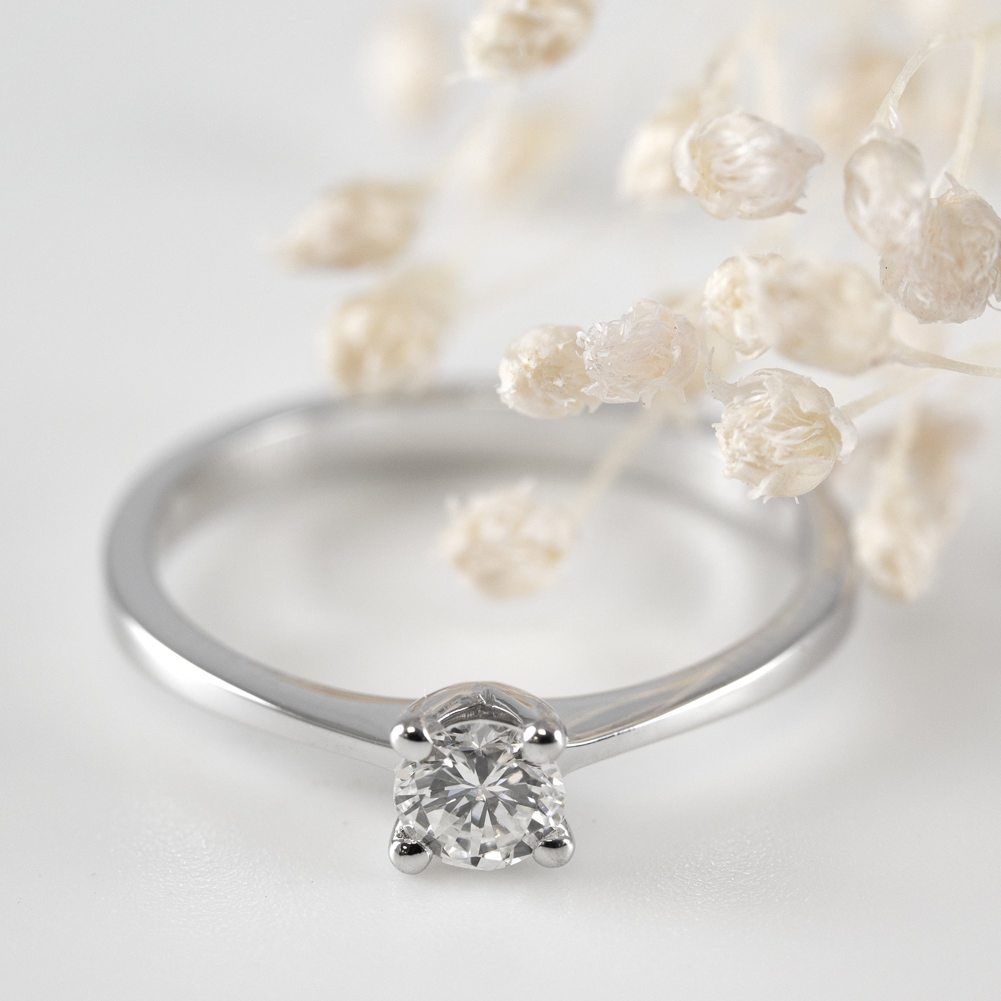 anillo-de-compromiso-solitario-diamante-princesa