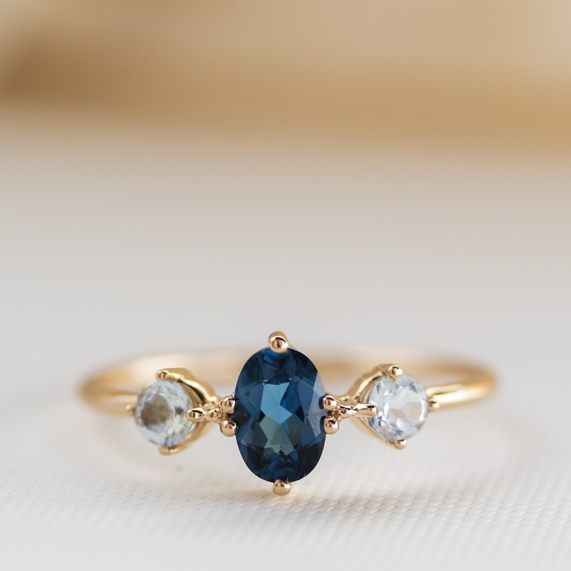 Trilogía Cayetana - Blanca Jewels