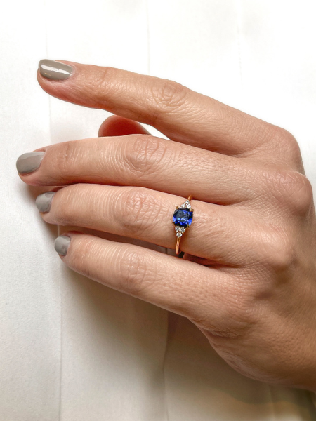 Anillo Ángela
