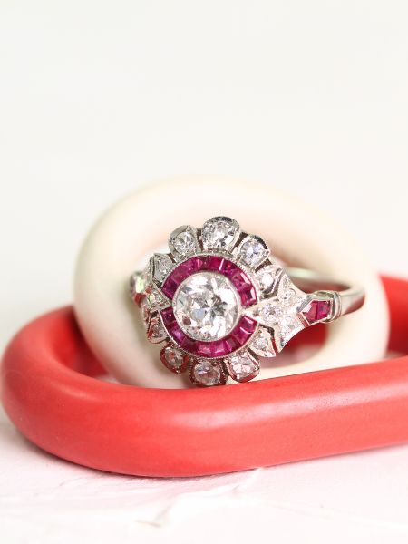 Anillo Reina Vintage