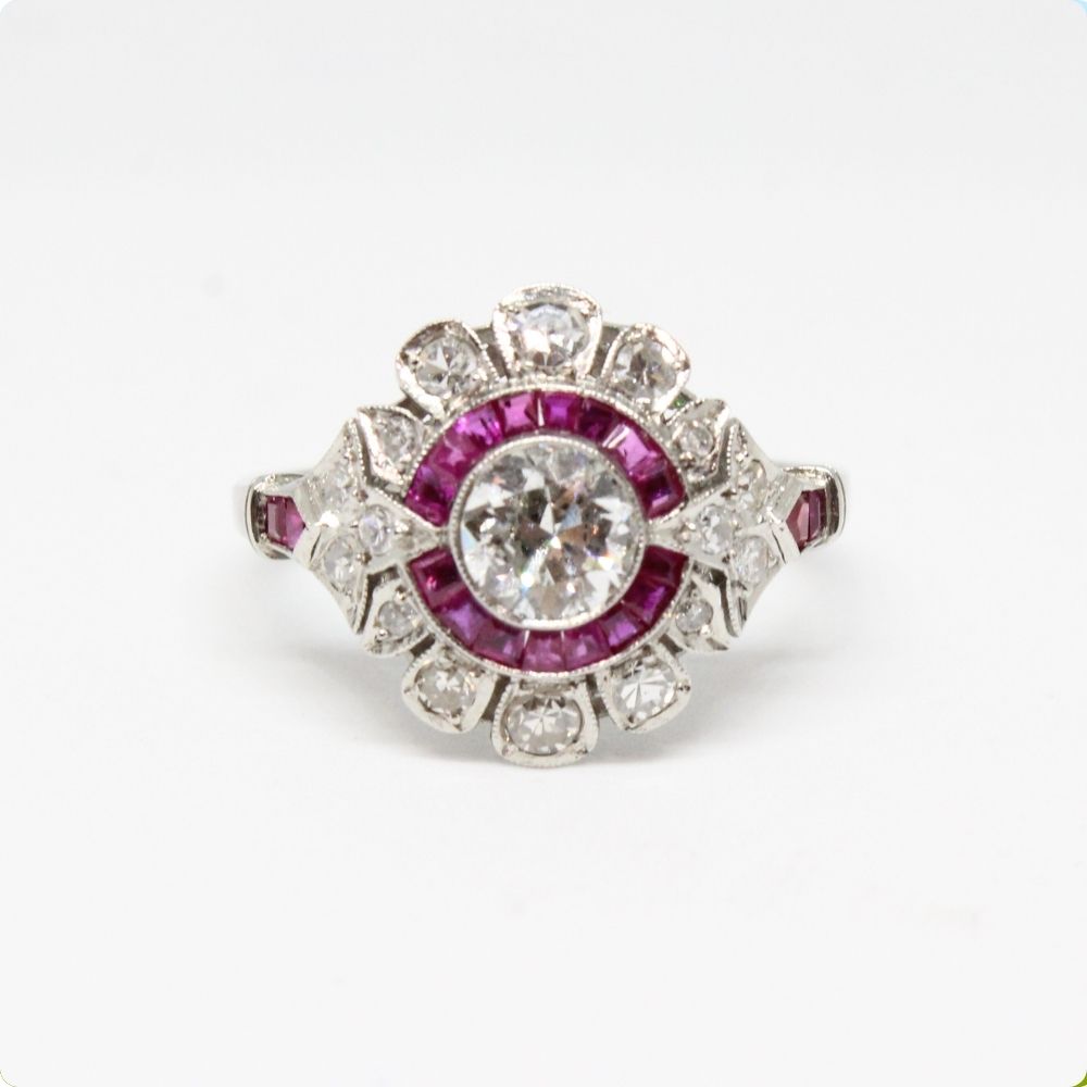 Anillo Reina Vintage