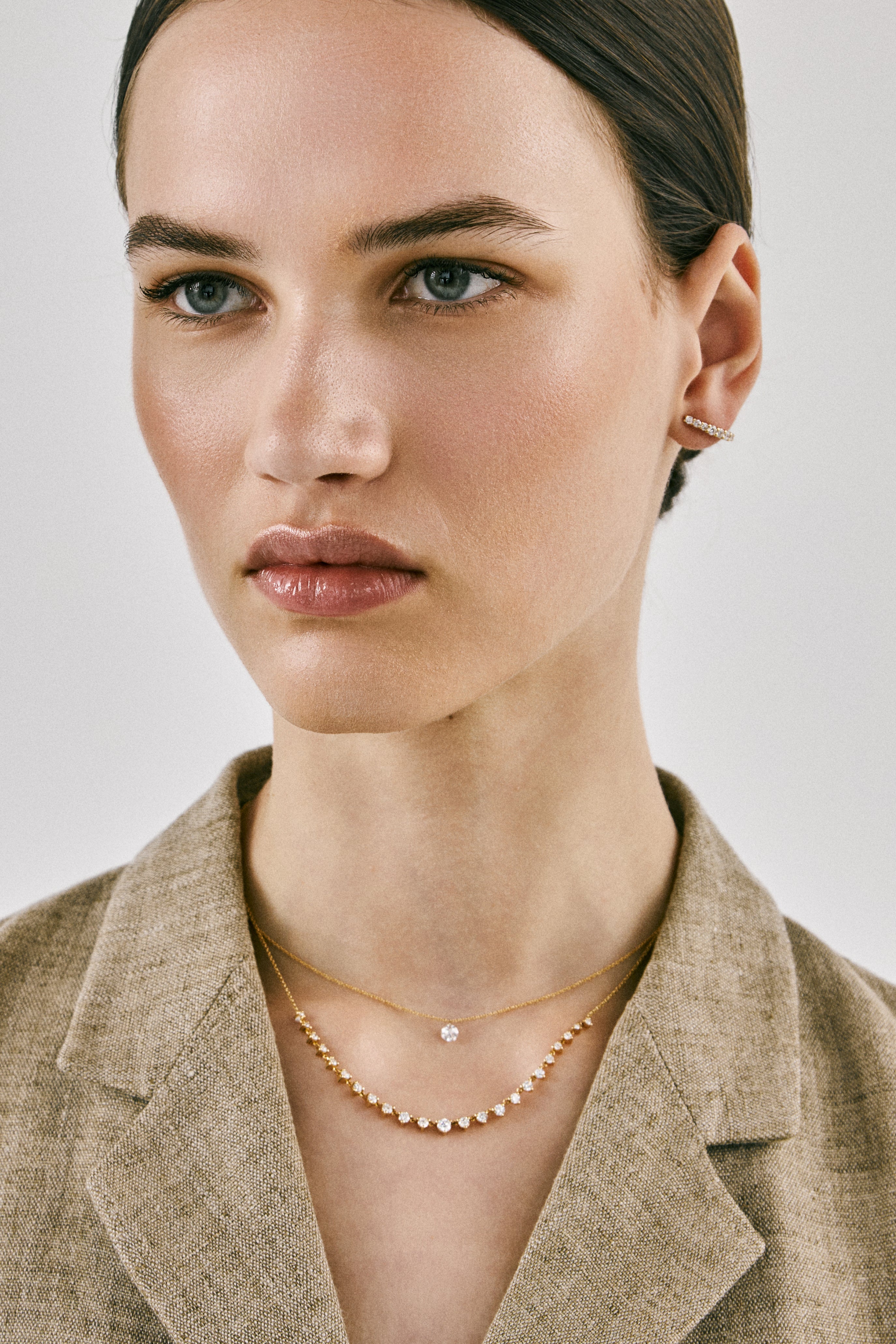 Miriam choker