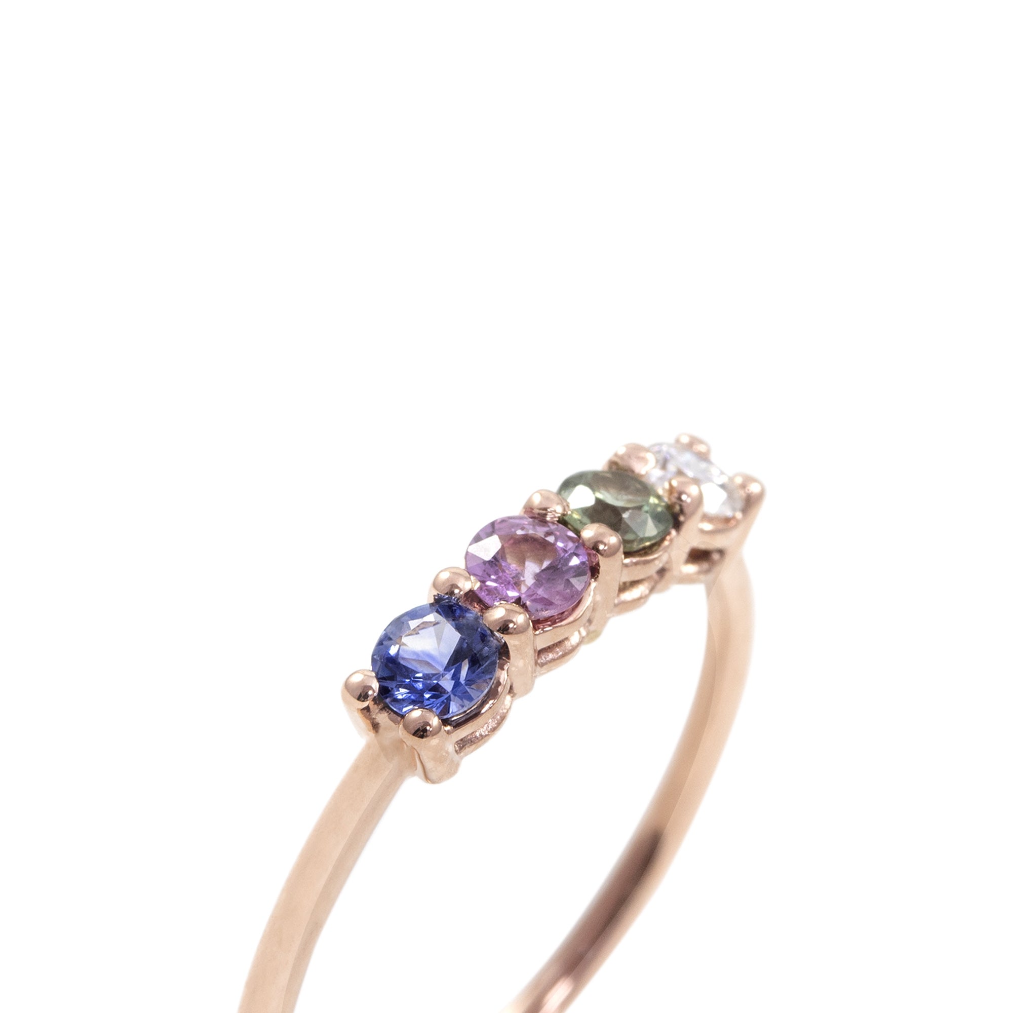 Anillo Quattro Diamante 0.10ct oro 18kt. Piedras de 3mm: Diamante, Zafiro verde, Zafiro azul y Zafiro rosa.