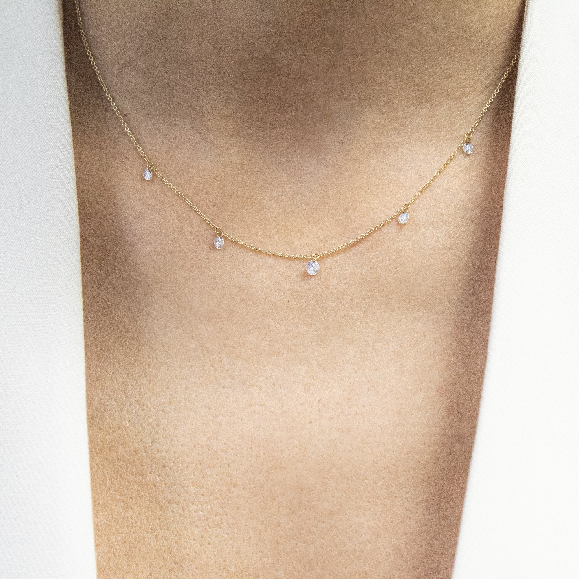 Gargantilla 5 Diamantes Perforados (Blancos) - Blanca Jewels